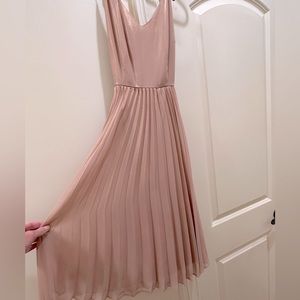 Lauren Conrad midi cocktail dress! Cute for any brunch, grad party or wedding!
